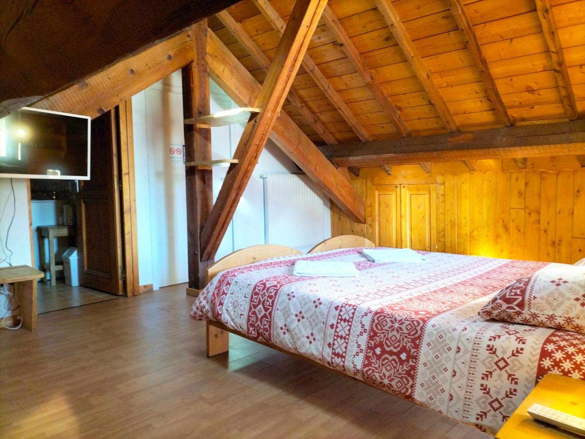 Auberge La Maison De Catherine Пюи-Сен-Пьер Экстерьер фото